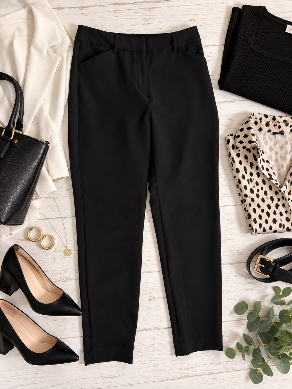 Express Editor Black Dress Pants Size 2S Slim Tapered Work Career